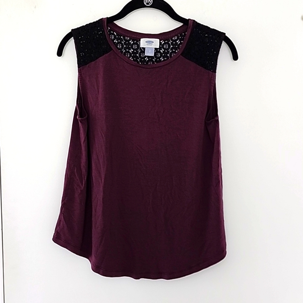 Old Navy Black lace and Maroon top